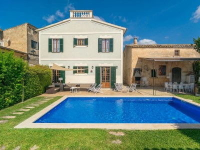 Villa Can Bombarda in Llubi - Villa
