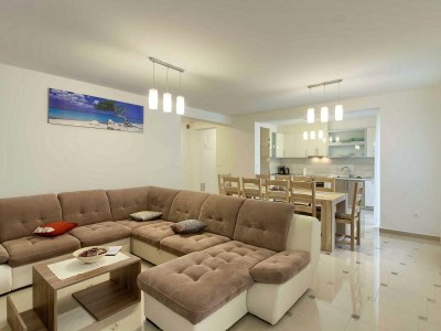 Villa Banjole-Aurora only 200m from the beach - Features photo 18