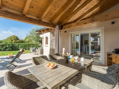 Villa Villa with pool and panoramic view - Features photo 28
