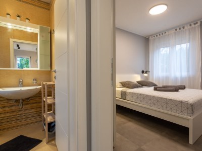 Holiday apartment Ferienwohnung (A2+2) mit Whirlpool im Freien - Features photo 14