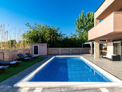 Villa Beautiful Villa Nika with Pool - Outdoor photo 12