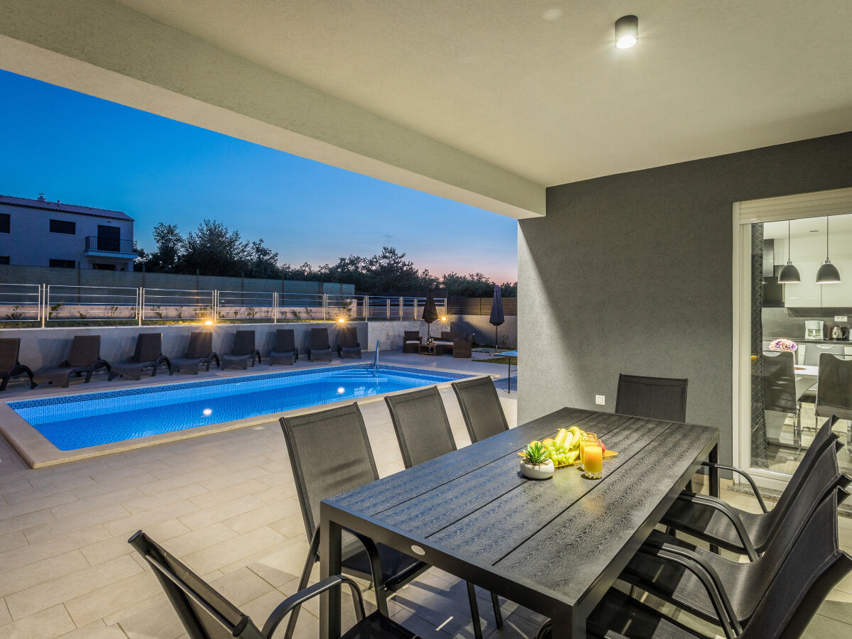 Holiday house Holiday Home Greta with Private Pool - Outdoor photo 4