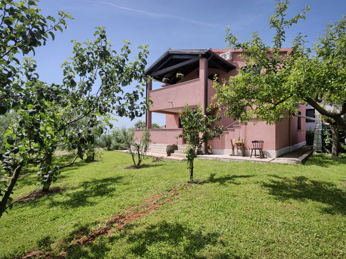 Holiday house Martina - Outdoor photo 2