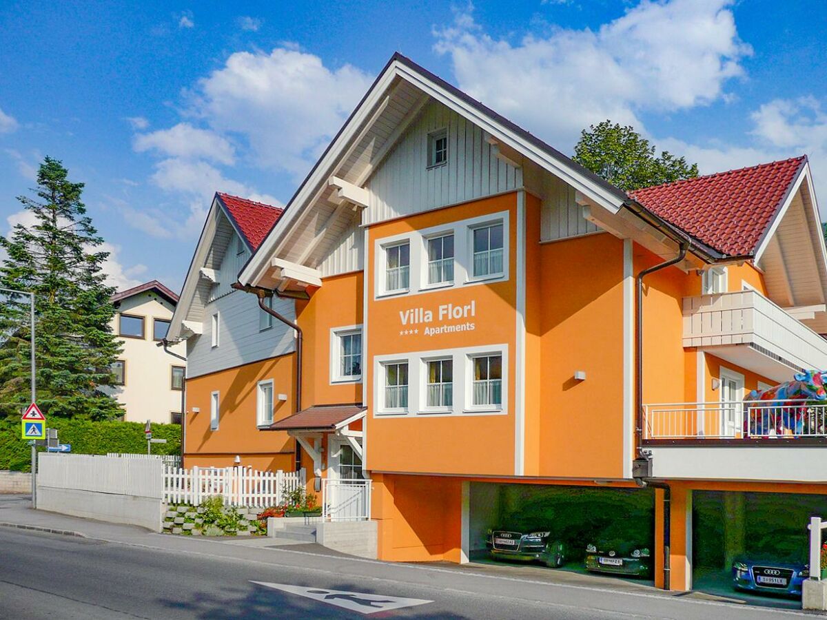 Apartment Komfort Apartment mit 1 Schlafzimmer, Villa Florl