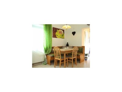 Apartment Apartment/Wohn-Schlafraum/Dusche, WC - Features photo 11