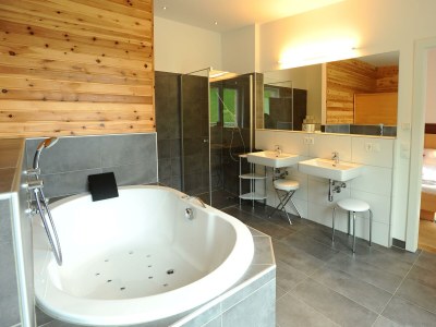 Apartment Penthouse Living Top B18 - 3 Schlafr., Bad/Du./WC - Features photo 61