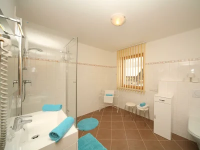 Apartment Hauser Kaibling: 1 Schlafraum/Dusche, WC - Features photo 41
