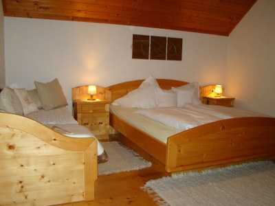 Holiday room Dreibettzimmer mit Dusche, WC - Outdoor photo 2