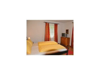 Apartment App./2 SZ+Wohnschlafz./Bad, WC, 1+3+8 - Outdoor photo 12