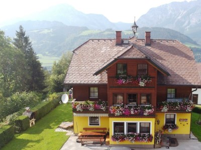 Apartment Ferienwohnung *Grimmingblick* - Outdoor photo 2