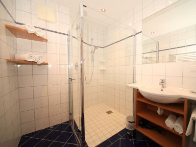 Apartment Apartment Florian/2 Schlafräume/Dusche, WC - Features photo 48