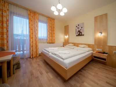 Holiday room Doppelzimmer C mit Dusche od. Bad, WC - Outdoor photo 8