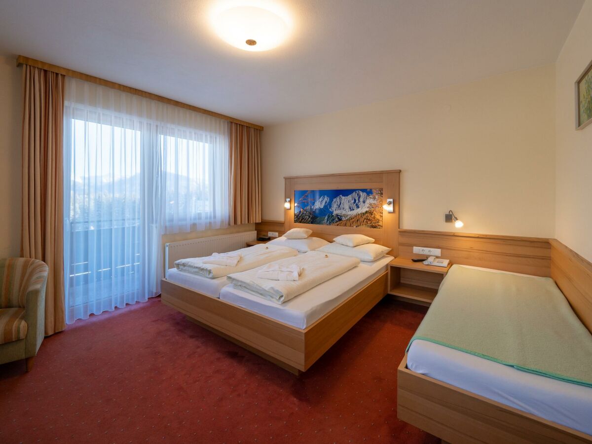 Holiday room Doppelzimmer B mit Dusche od. Bad, WC - Outdoor photo 2
