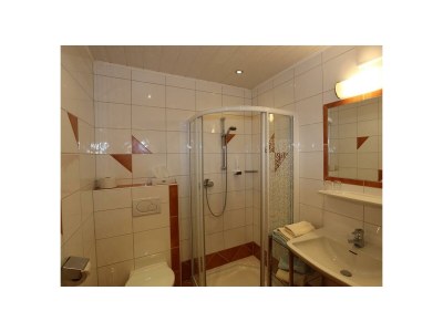 Holiday room Einzelzimmer mit Dusche, WC - Outdoor photo 17