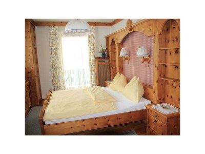 Holiday room Zirbensuite Deluxe - Features photo 24