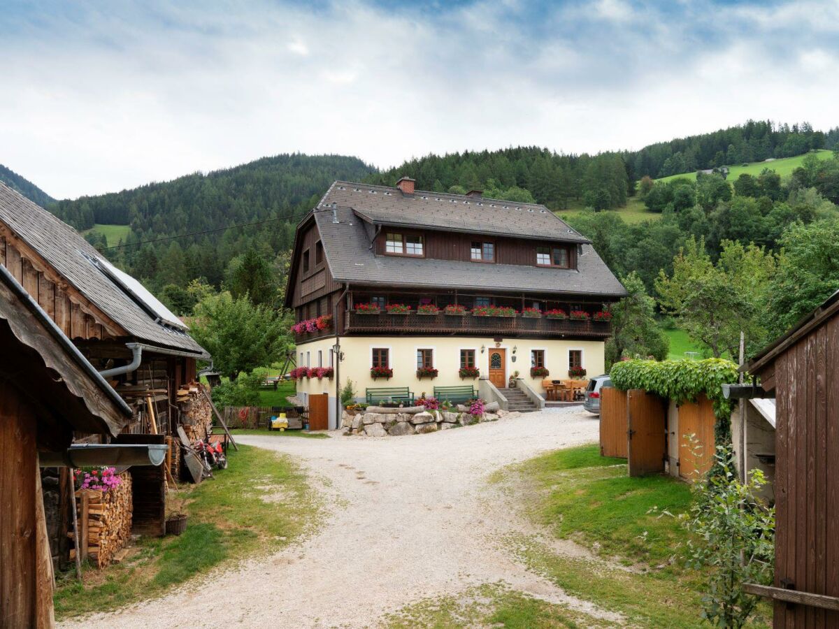 Holiday room Doppelzimmer mit DU/WC Familie