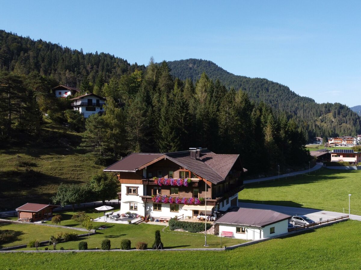 Holiday room Superior Doppelzimmer mit Balkon