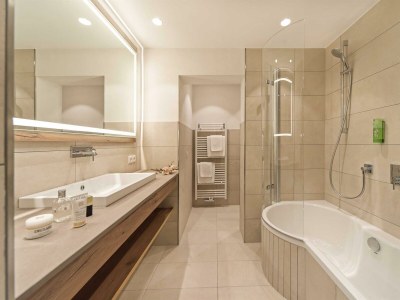 Holiday room Doppelzimmer Tirol (bis 2 Nächte) - Features photo 55