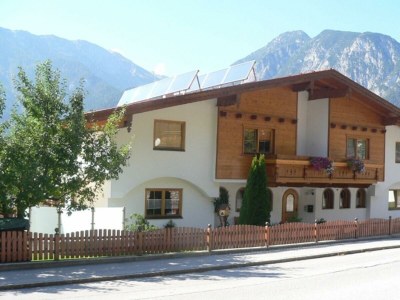Apartment Ferienwohnung A in Maurach am Achensee - Apartment