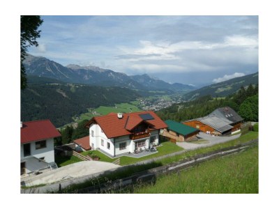 Apartment App. Hochwurzen, Dusche, WC, 2 Schlafräume - Outdoor photo 2