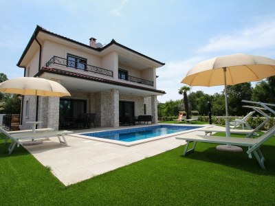 Villa Sara Malinska - Outdoor photo 2
