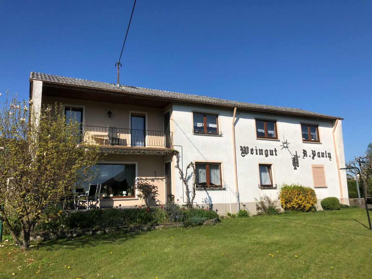 Apartment Ferienwohnung mit 2 Schlafzimmer und 2 Dusche/WC