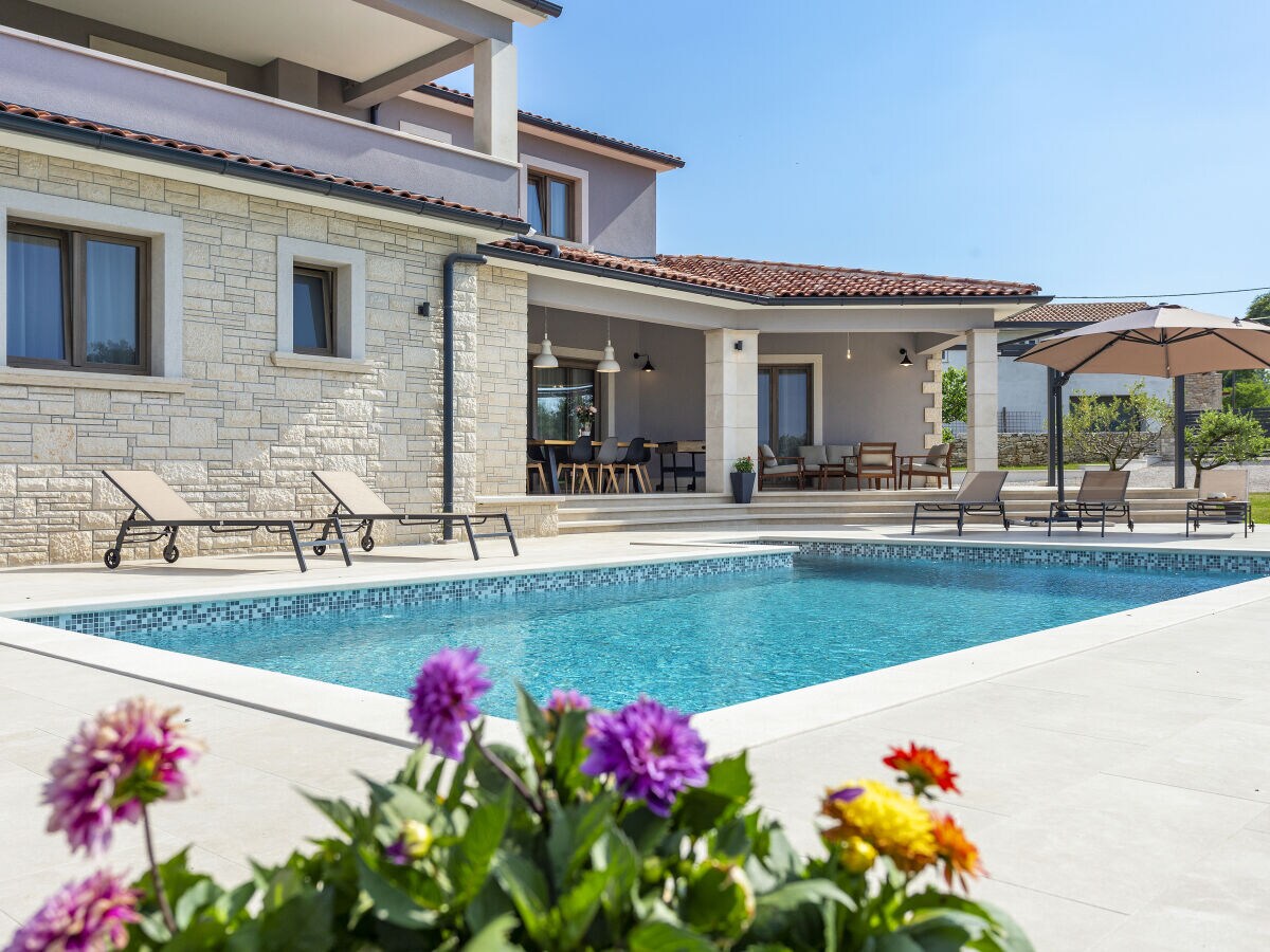 Villa Aeris mit privatem Pool