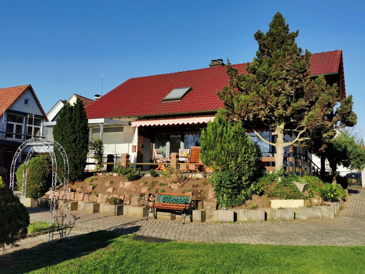 Apartment Ferienwohnung "Hohenburg"