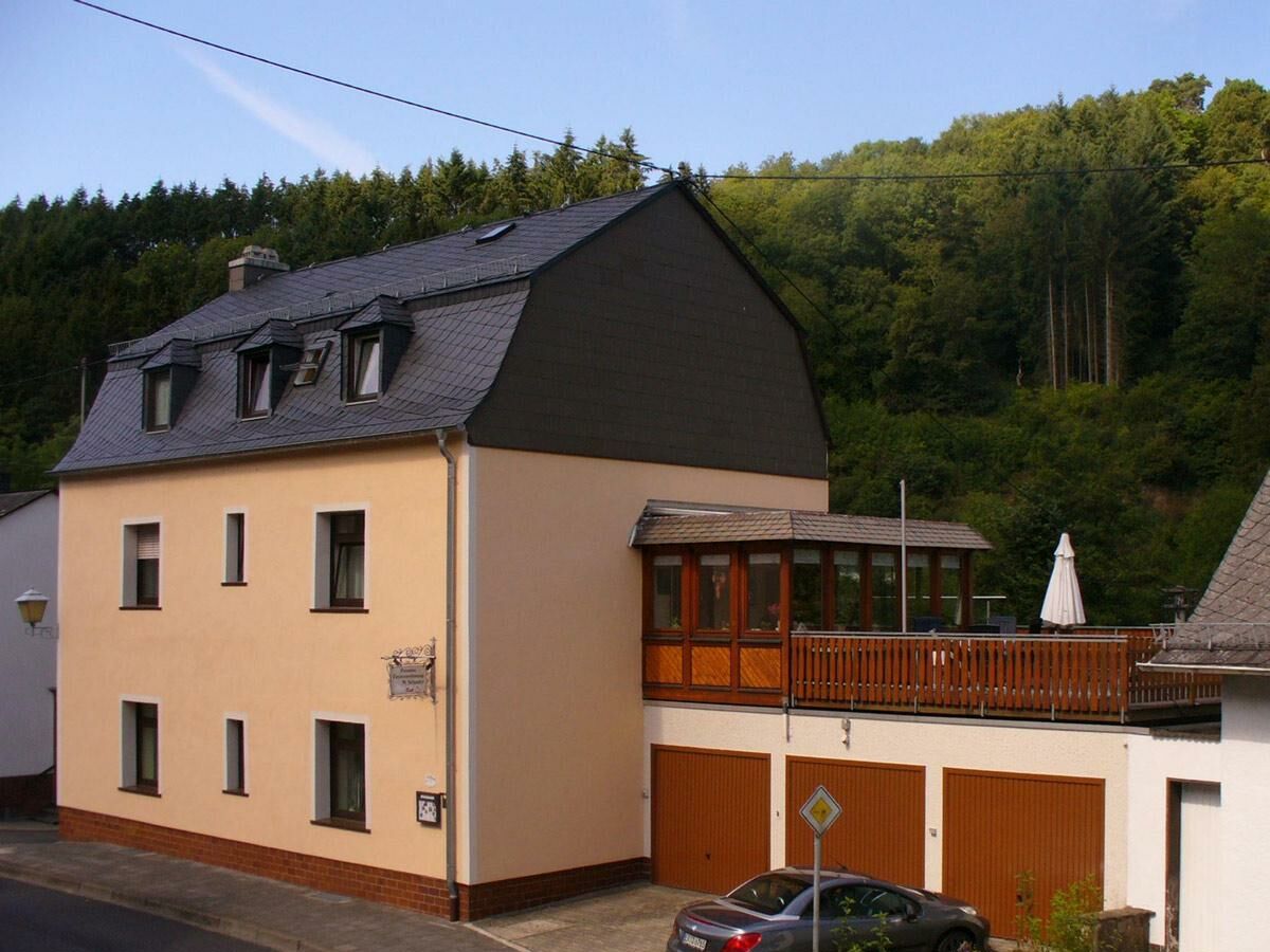 Apartment 2-Bett-Ferienwohnung Berg