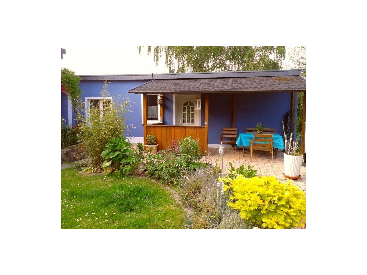 Apartment Haus blau