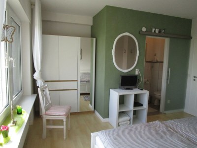 Holiday room Doppelzimmer, Dusche, WC, gartenseitig - Outdoor photo 13