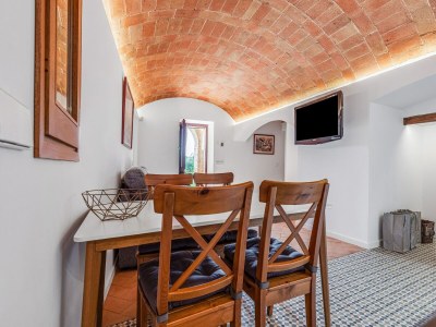 Holiday house Charming Home Near Vulpellac - Features photo 30