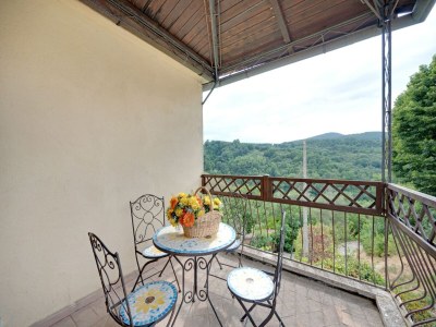 Cottage Mansion in Prodo near Lake Bolsena - Outdoor photo 5