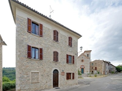 Cottage Mansion in Prodo near Lake Bolsena - Outdoor photo 6