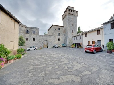 Cottage Mansion in Prodo near Lake Bolsena - Outdoor photo 9