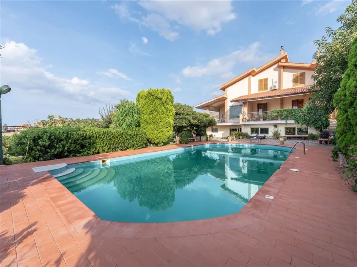 Holiday house Villa with Pool, Pets & WiFi