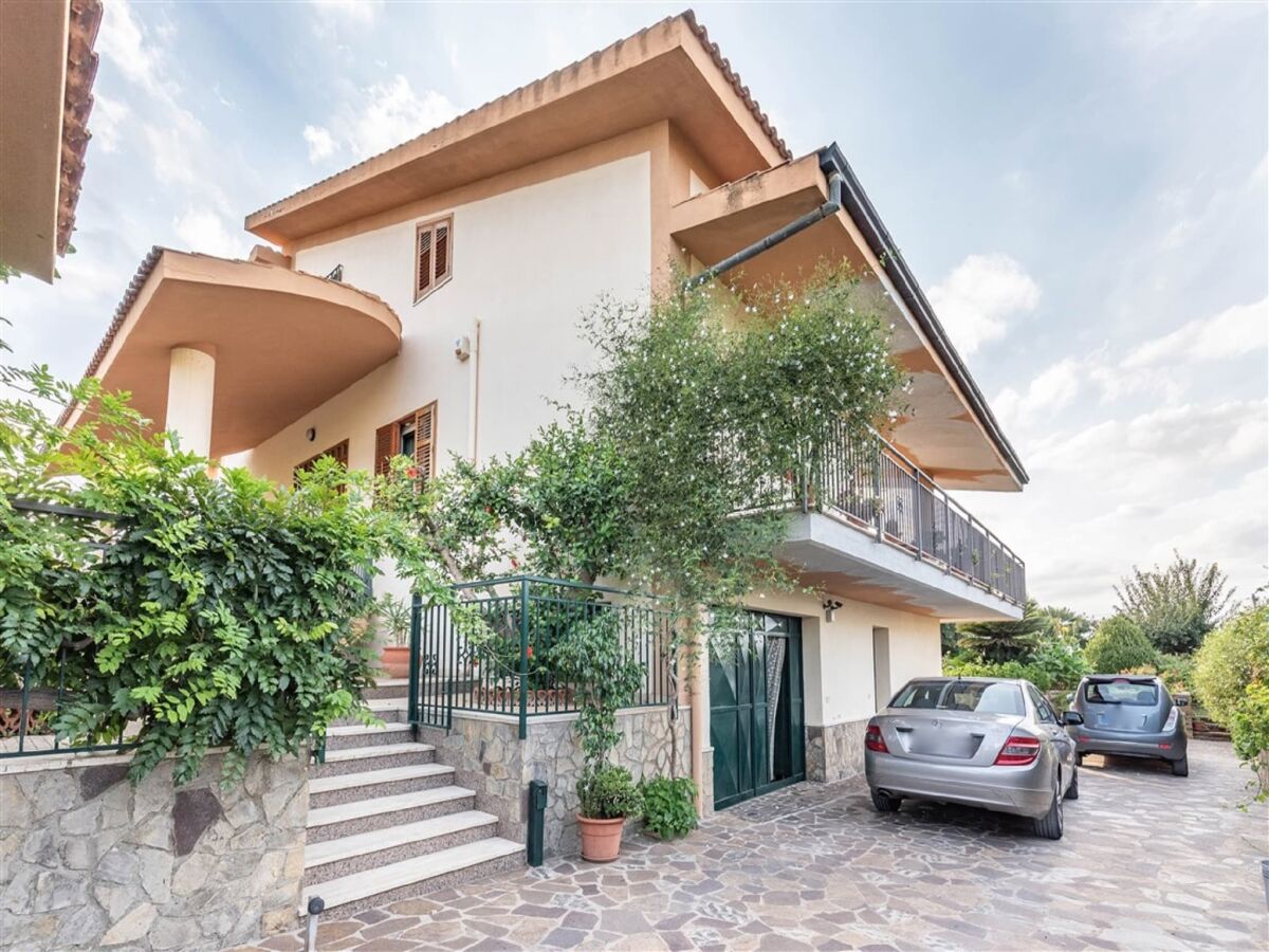 Holiday house Villa with Pool, Pets & WiFi - Outdoor photo 4