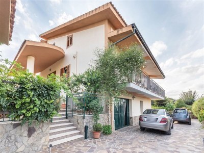 Holiday house Villa with Pool, Pets & WiFi - Outdoor photo 4