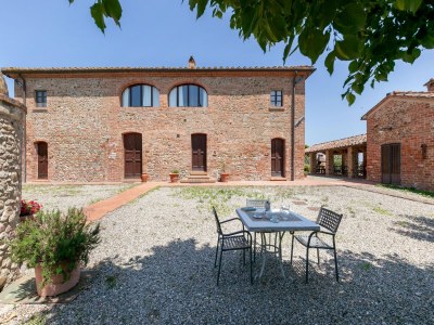 Apartment Peccioli Family Retreat w/ Fun - Outdoor photo 3