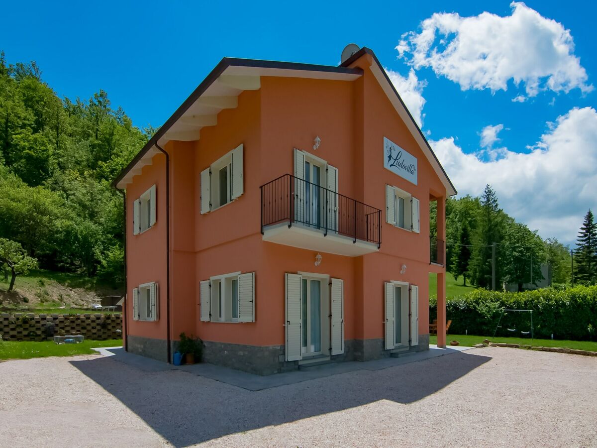 Holiday house Villa in Borgo Pace mit Privatpool - Outdoor photo 4