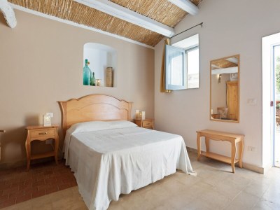 Farmhouse Farmhouse in Noto with Pool and Garden - Features photo 36