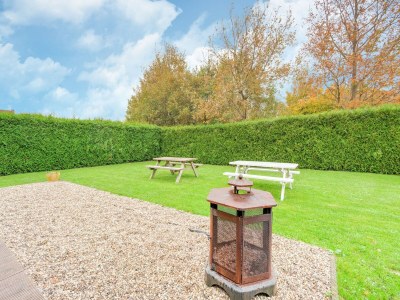 Holiday house Ferienhaus in Zeewolde am Wald - Outdoor photo 7