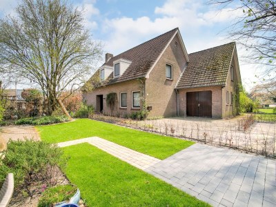 Holiday house Holiday home near the Efteling with garden - Outdoor photo 6