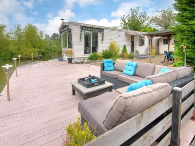 Holiday house Wasservilla nahe Volkerak Ooltgensplaat - Holiday house