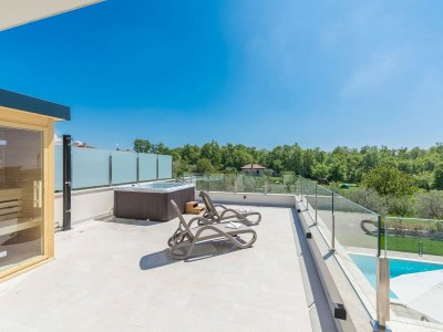 Holiday house Villa in Novigrad mit Pool und Meerblick - Outdoor photo 7