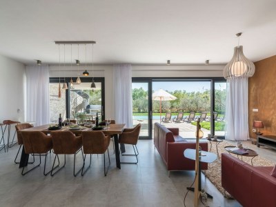 Holiday house Villa in Novigrad mit Pool und Meerblick - Features photo 29