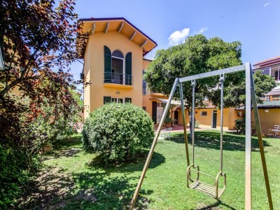 Holiday house Pisa Getaway by the Tower - Outdoor photo 13