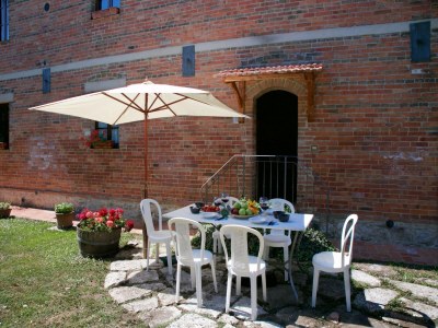 Farmhouse Rustikaler Rückzugsort mit Pool - Outdoor photo 3