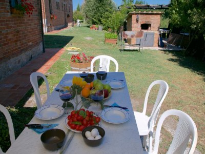 Farmhouse Rustikaler Rückzugsort mit Pool - Outdoor photo 4