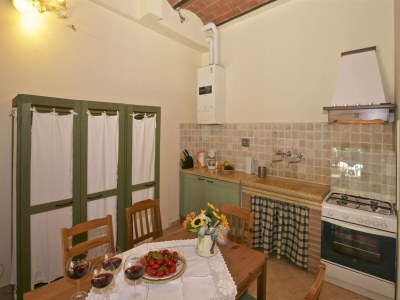 Farmhouse Rustikaler Rückzugsort mit Pool - Features photo 20